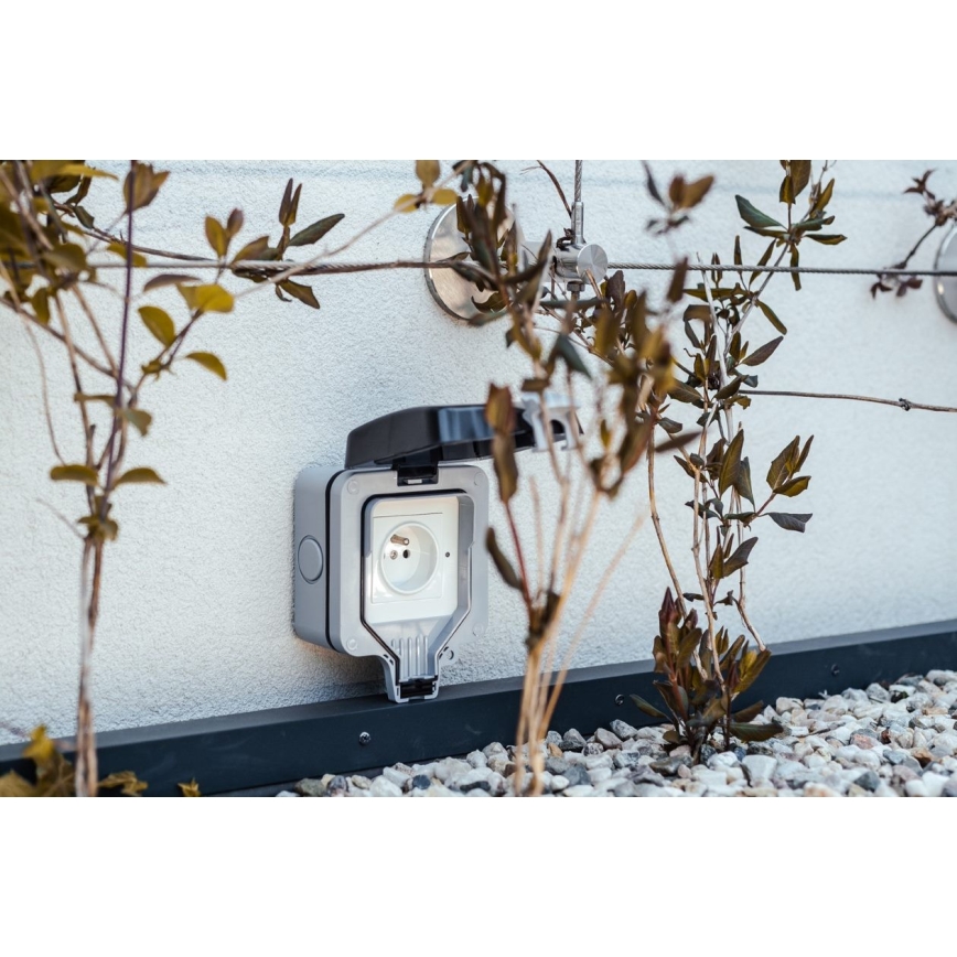 Immax 07708L - Kültéri konnektor NEO LITE Smart 1x230V IP65 Wi-Fi Tuya