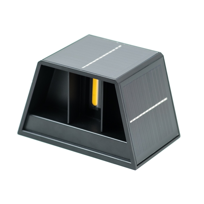 LED napelemes fali lámpa érzékelővel LED/2W/5V IP54 1300 mAh