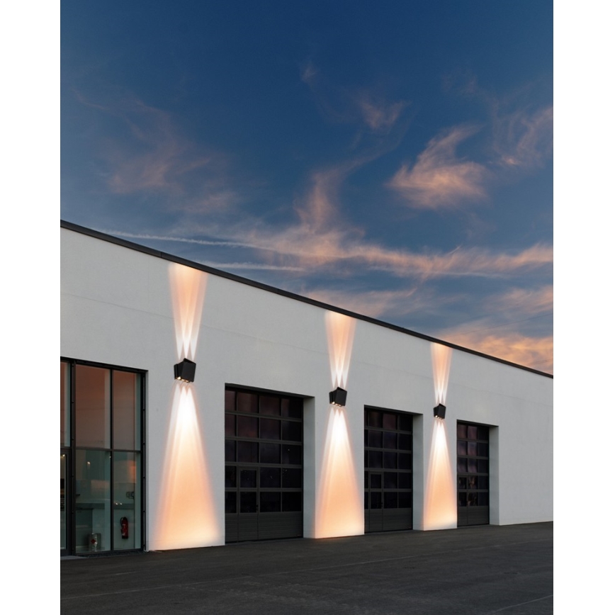 LED napelemes fali lámpa érzékelővel LED/2W/5V IP54 1300 mAh