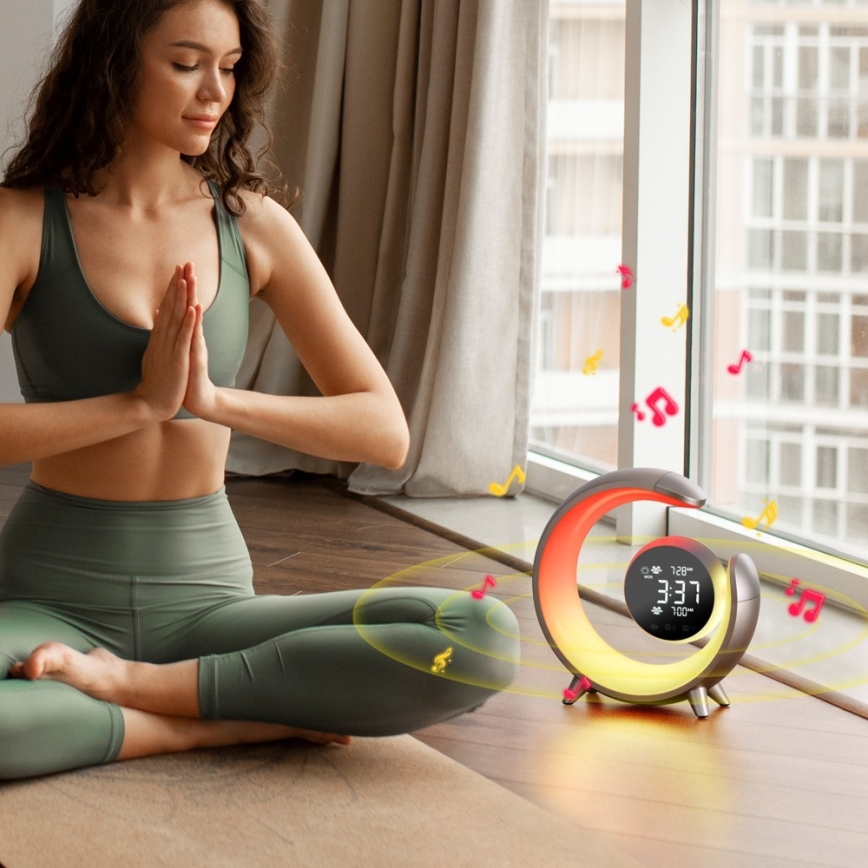 LED RGBW állítható fényerejű asztali lámpa ébresztőórával LED/20W/5V USB ezüst