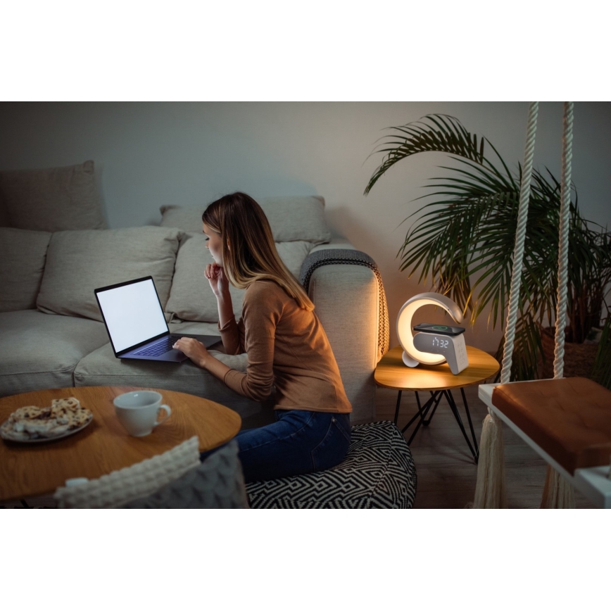 LED RGB Dimmelhető lámpa ébresztőórával és Qi töltéssel 30W/230V arany