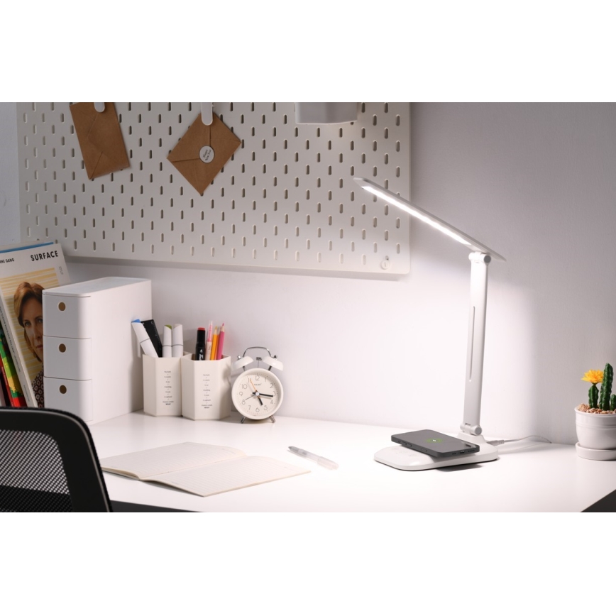 Dimmelhető LED asztali lámpa QI vezeték nélküli töltéssel és USB-csatlakozóval LUMI LED/7W/230V fehér