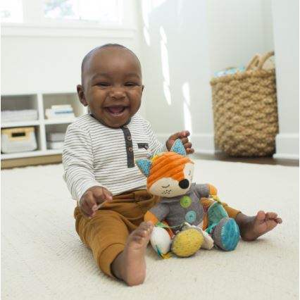 Infantino - Plüss játék rágókával 30 cm male róka