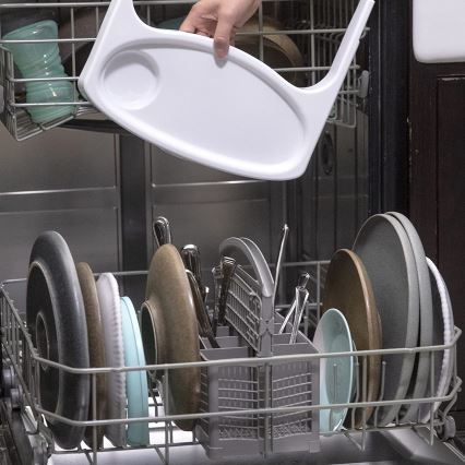 Ingenuity - Ülésmagasító étkezőasztalhoz 2in1 BABY BASE rózsaszín