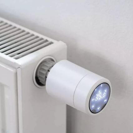 Intelligens termosztatikus fej LCD kijelzővel GoSmart M30x1,5 2xAA/1,5V Tuya