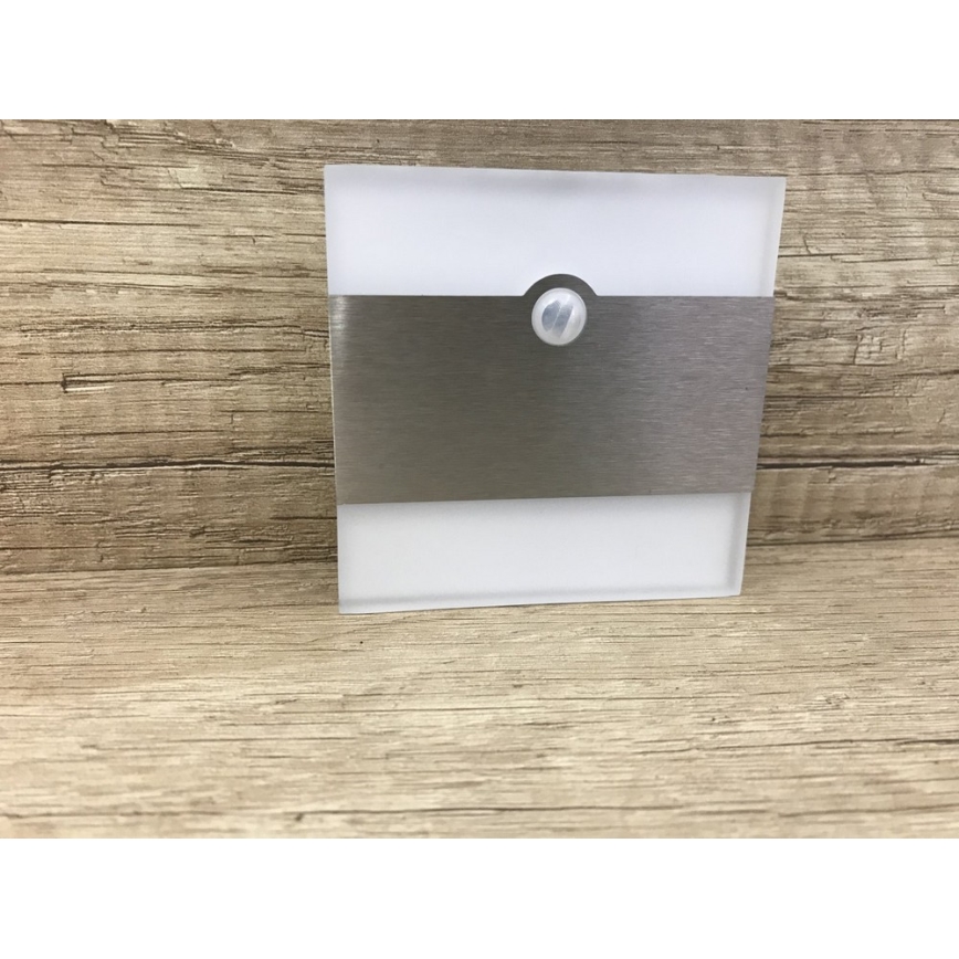 LED Lépcsőmegvilágító TERRA szenzorral LED/0,8W/12V 6500K