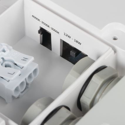 LED Kültéri mennyezeti lámpa BENO LED/12/18W/230V 3000/3500/4000K IP65 fehér szögletes