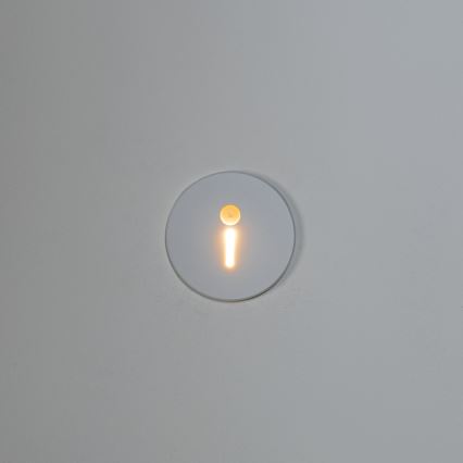 LED lépcsővilágító lámpa mozgás- és alkonyérzékelővel MAGNIK LED/1,7W/230V 2700/3300/3900/4600/5700K fehér kerek
