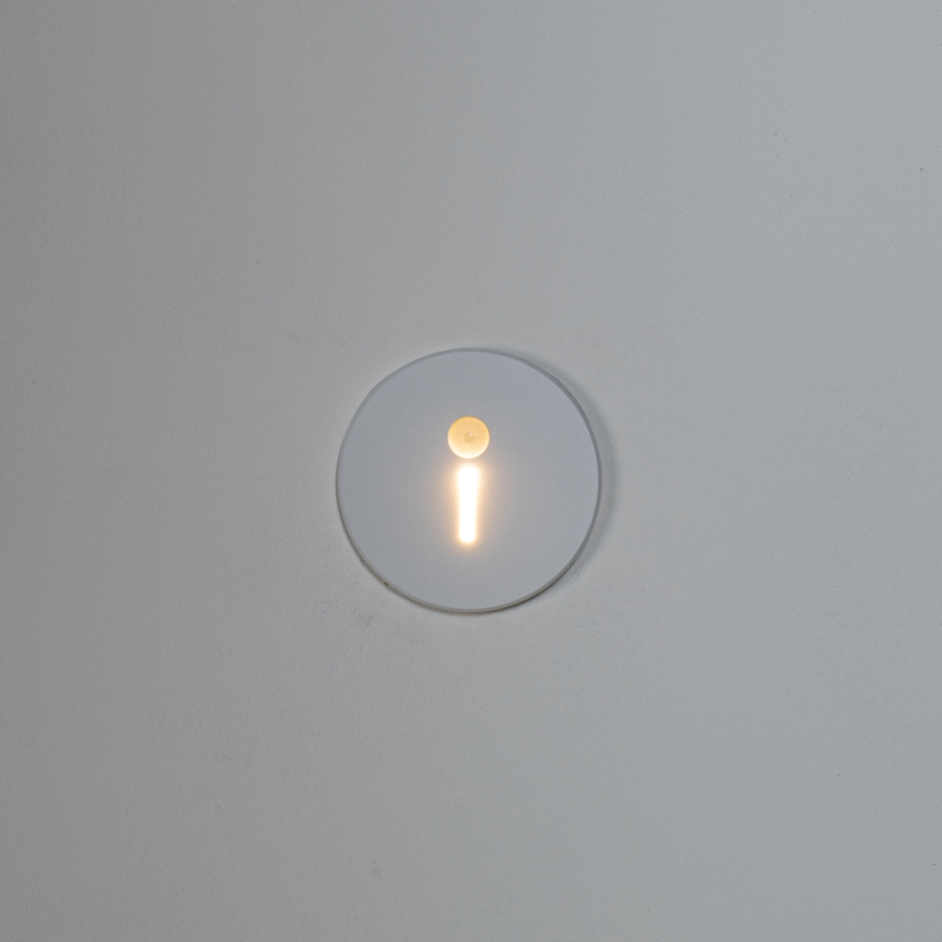 LED lépcsővilágító lámpa mozgás- és alkonyérzékelővel MAGNIK LED/1,7W/230V 2700/3300/3900/4600/5700K fehér kerek