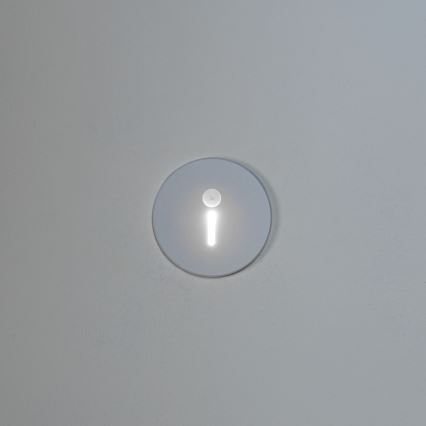 LED lépcsővilágító lámpa mozgás- és alkonyérzékelővel MAGNIK LED/1,7W/230V 2700/3300/3900/4600/5700K fehér kerek