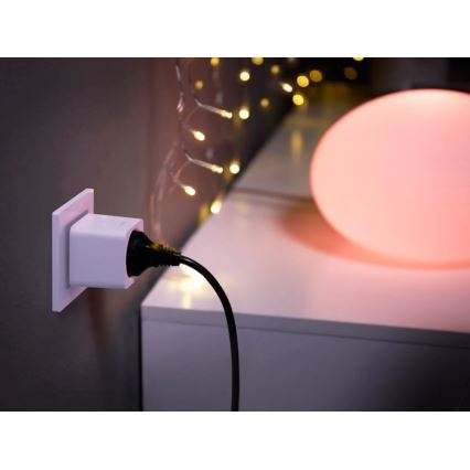 KÉSZLET 2x Okos konnektor Philips Hue Smart plug