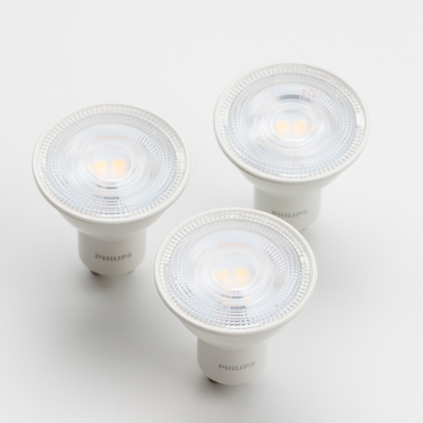 KÉSZLET 3x LED Izzó Philips GU10/4,7W/230V 2700K