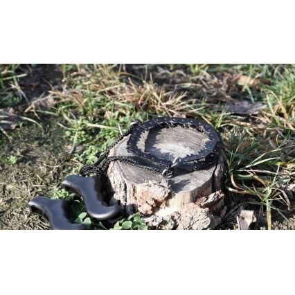 Kézi láncfűrész fekete