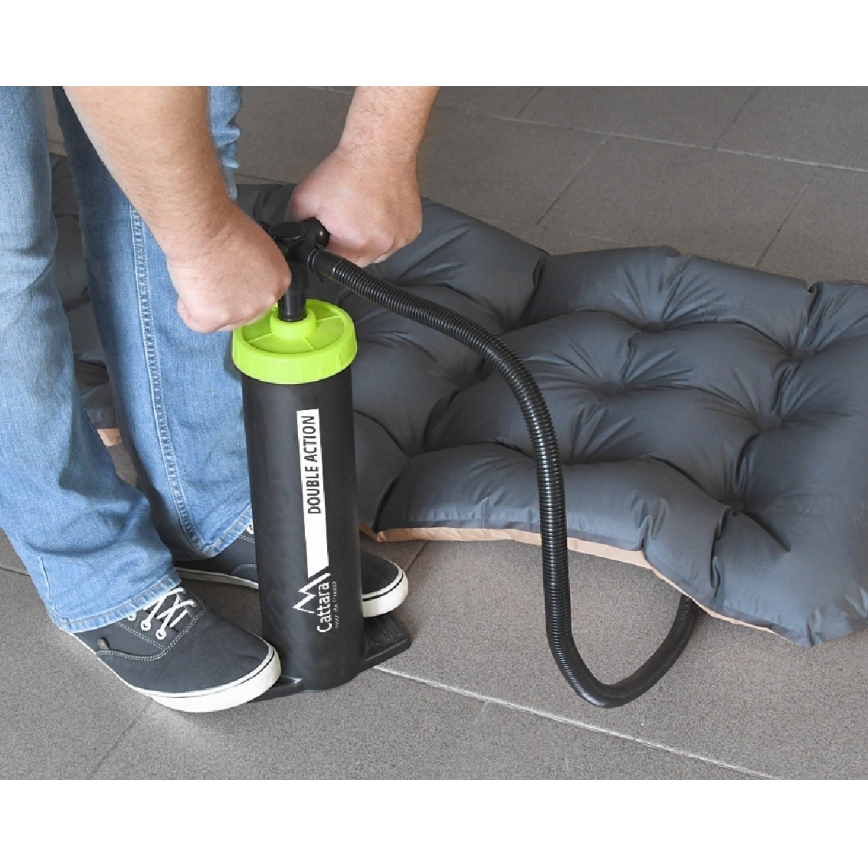 Kézipumpa 2x2000 m³