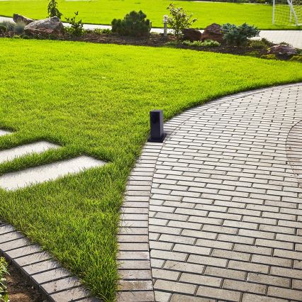 Kültéri csatlakozós oszlop 1Z SCHUKO 230V IP44 20 cm fekete