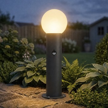 Kültéri lámpa mozgás- és alkonyérzékelővel STONO 1xE27/15W/230V 80 cm IP65 antracit