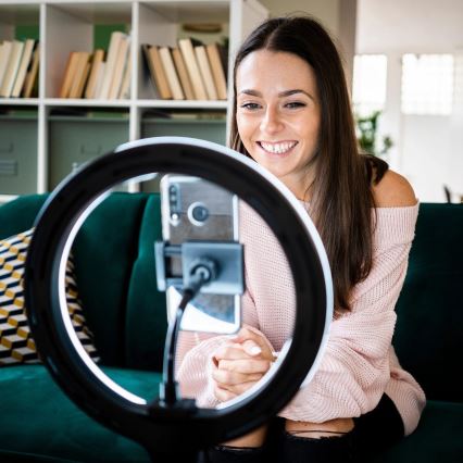 LED állítható fényerejű lámpa állvánnyal és tartóval vlogoláshoz LED/10W/5V 2700-6500K