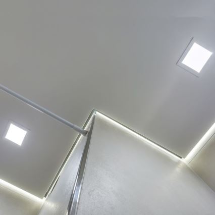 LED Beépíthető lámpa LED/12W/230V 6500K