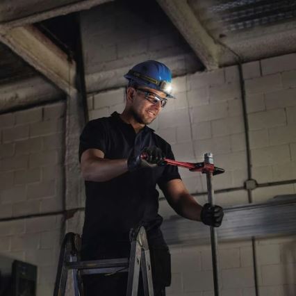 LED Dimmelhető fejlámpa érzékelővel GP DISCOVERY CHW54 LED/3xAAA IPX5