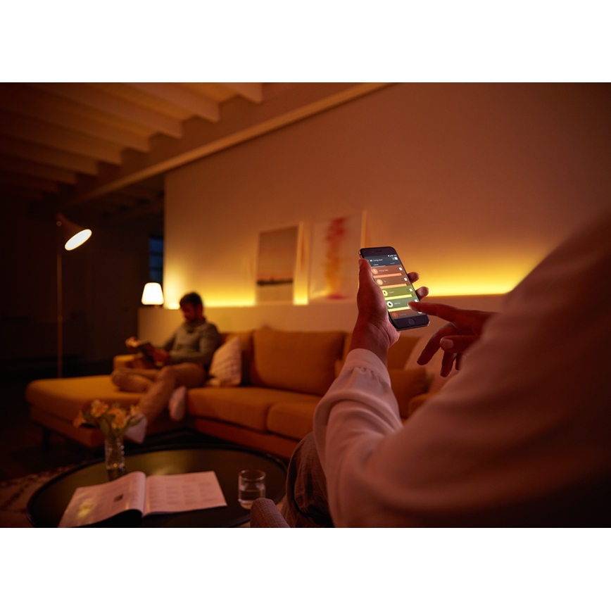 LED Dimmelhető izzó Philips HUE WA E14/6W/230V