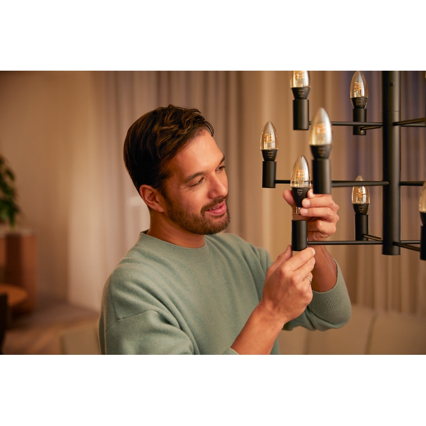 LED Dimmelhető izzó Philips Hue WHITE FILAMENT E14/4,5W/230V 2100K