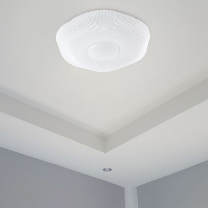 LED Dimmelhető mennyezeti lámpa LED/60W/230V 3000-6500K 50 cm fehér + távirányítás