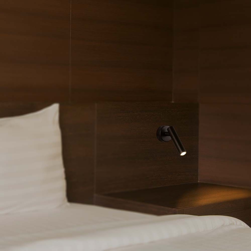 LED Fali spotlámpa LED/2W/230V 3000K fekete