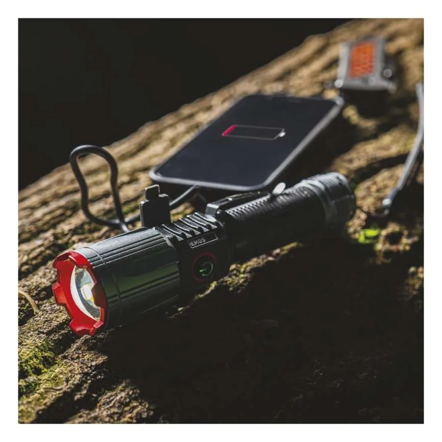 LED fém újratölthető zseblámpa LED/5V 3000 lm 5000 mAh IP43