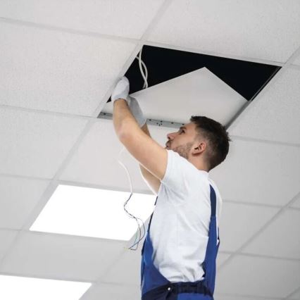 LED fügessztett mennyezeti panel PROXO LED/33W/230V 4000K 60x60 cm fehér