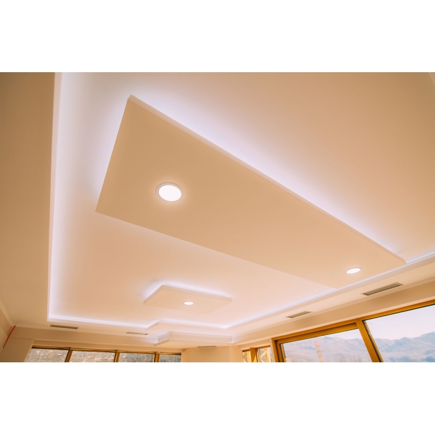 LED Fürdőszobai beépíthető lámpa VEGA LED/24W/230V 3800K átm. 29,8 cm IP44 hófehér