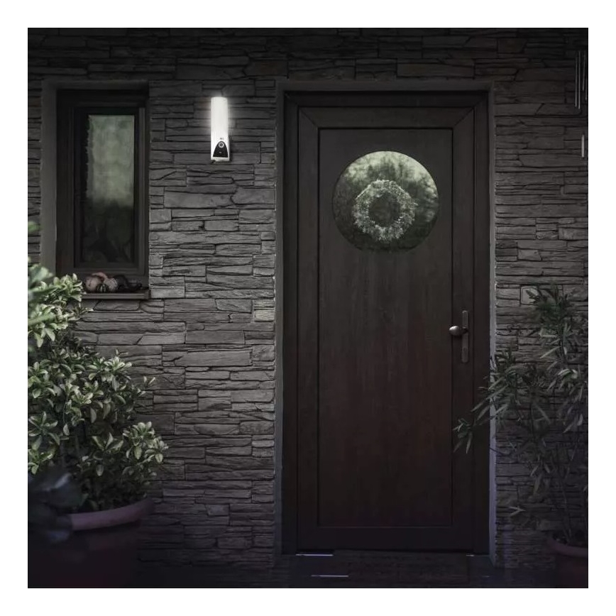 LED Intelligens kültéri kamera lámpával GoSmart LED/12W/230V 3200K IP65 Wi-Fi Tuya fehér