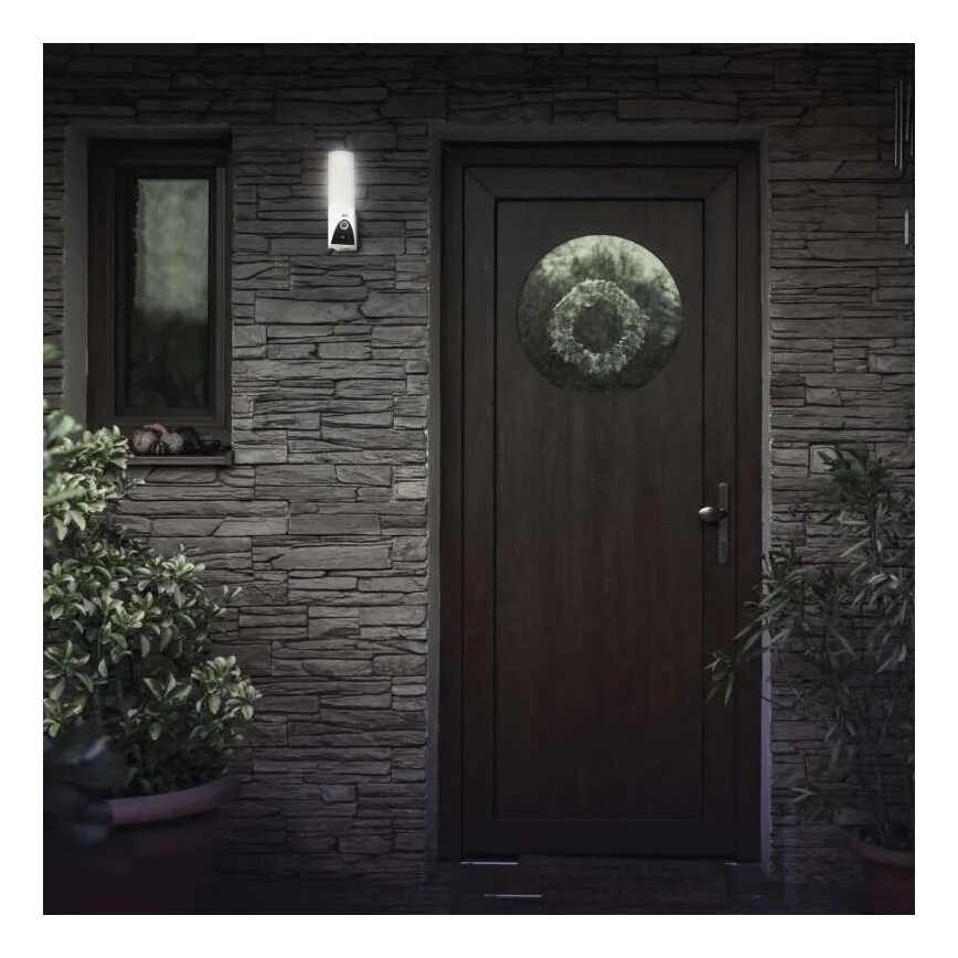 LED Intelligens kültéri kamera lámpával GoSmart LED/12W/230V IP65 Wi-Fi Tuya fehér