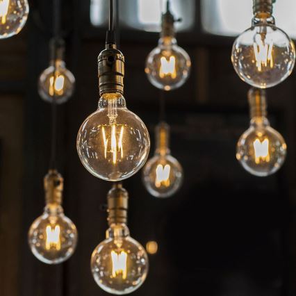 LED Izzó FILAMENT G125 E27/10W/230V 4000K