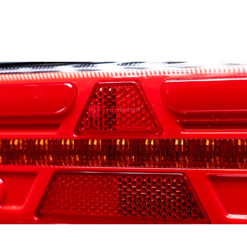 LED Kombinált lámpa dinamikus irányjelzővel LED/10-30V IP67 bal