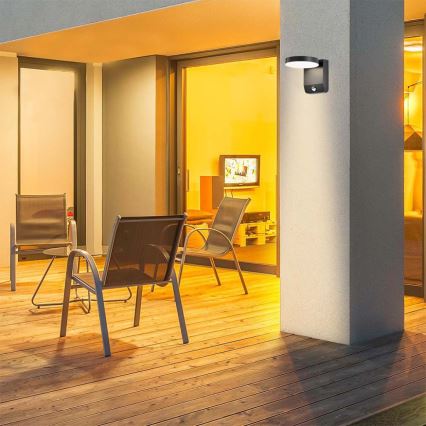 LED Kültéri flexibilis fali lámpa érzékelővel LED/17W/230V IP65 4000K fekete