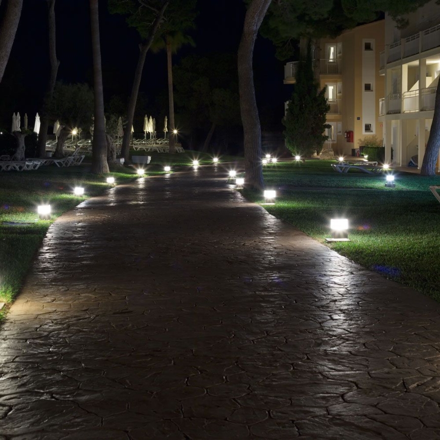 LED Kültéri lámpa LED/10W/230V 25cm 6400K IP65 fehér