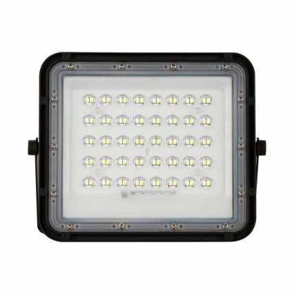 LED Kültéri dimmelhető napelemes reflektor LED/10W/3,2V IP65 6400K 6000 mAh fekete + távirányítás