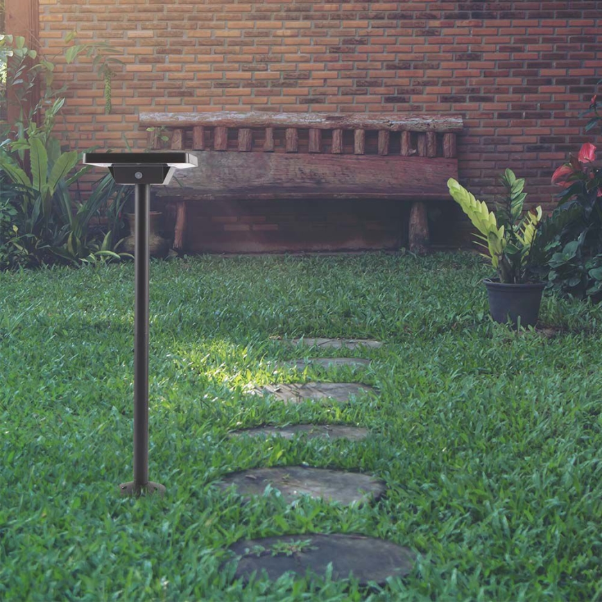 LED Kültéri napelemes lámpa 2in1 LED/2W/3,7V IP65 3000/4000/6500K 2600 mAh