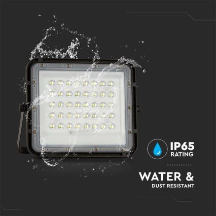 LED kültéri dimmelhető napelemes reflektor LED/6W/3,2V IP65 4000K 5000 mAh fekete + távirányítás