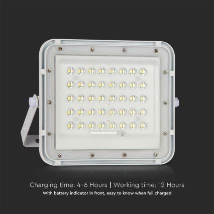 LED kültéri dimmelhető napelemes reflektor LED/6W/3,2V IP65 6400K 5000 mAh fehér + távirányítás