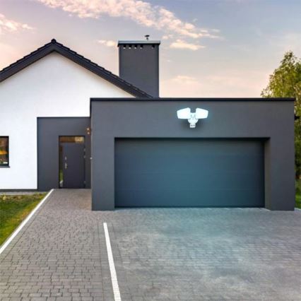 LED Kültéri reflektor érzékelővel LED/24W/230V 3000/4000/6000K IP54 fehér