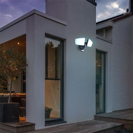 LED Kültéri reflektor érzékelővel LED/24W/230V 3000/4000/6000K IP54 fekete