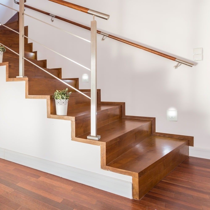 LED lépcsővilágítás mozgásérzékelővel LED/3W/230V 4000K fehér