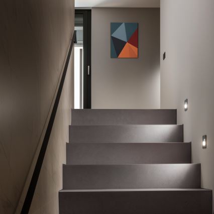 LED lépcsővilágító lámpa mozgás- és alkonyérzékelővel LED/1,5W/230V 3000/4000/6500K antracit