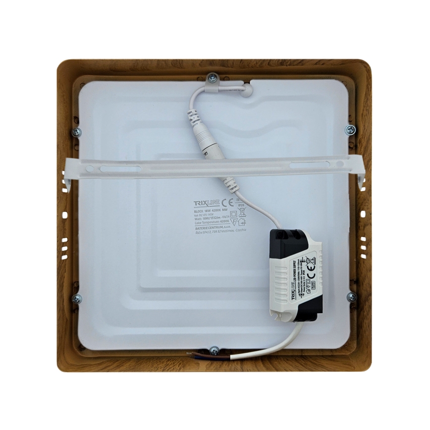 LED Mennyezeti lámpa BLOCK LED/18W/230V 4200K 22x22 cm barna