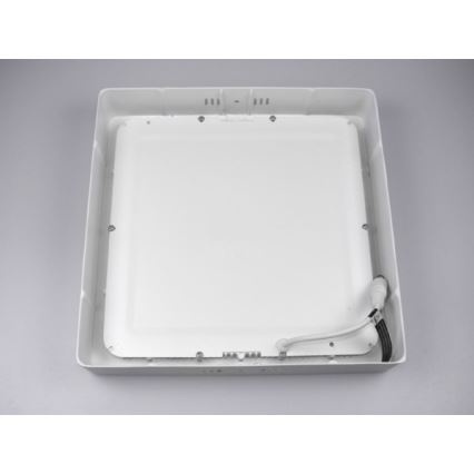 LED Mennyezeti lámpa GERRY LED/18W/230V 4000K fehér