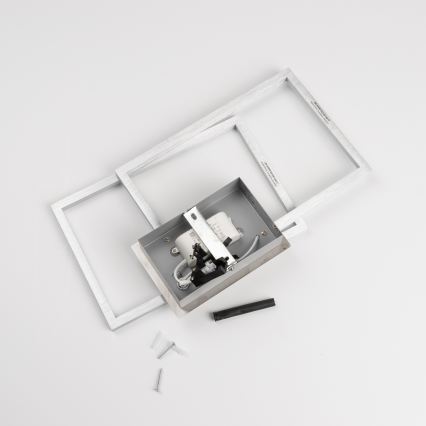 LED mennyezeti lámpa LED/17W/230V matt króm