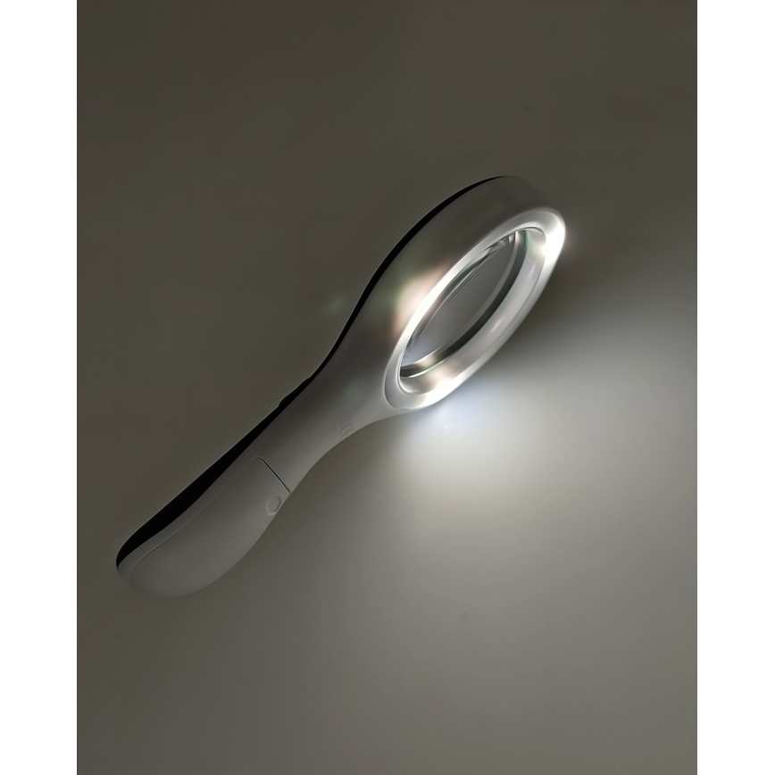 LED nagyító 3× nagyítás, LED háttérvilágítással, 3 W, 2× AAA, IP22
