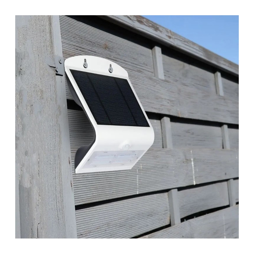 LED Napelemes érzékelős fali lámpa LED/3W/3,7V 3000/4000K IP65 2000 mAh fehér