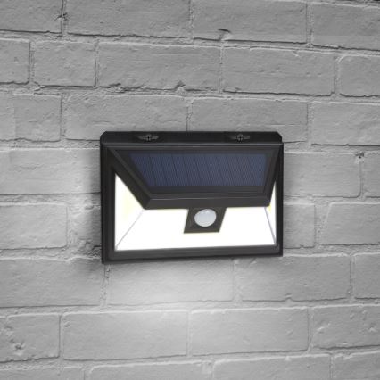 LED Napelemes érzékelős fali lámpa LED/5W/5,5V IP65 1200 mAh